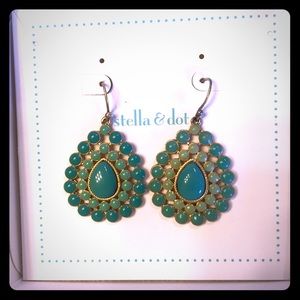 Stella & Dot teardrop shaped earrings